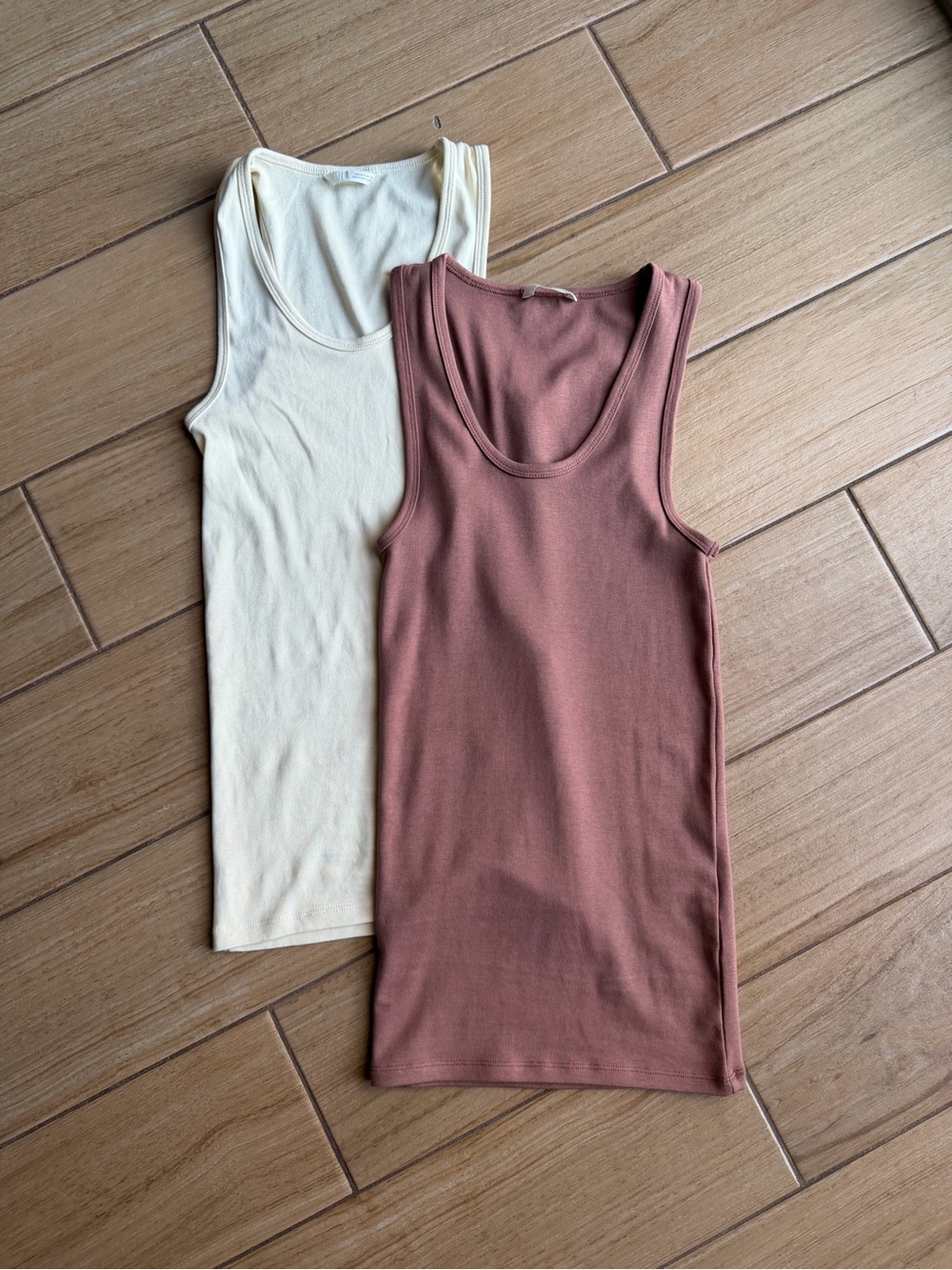 Zara 2 Tank Tops Set in Cream & Mauve Pink